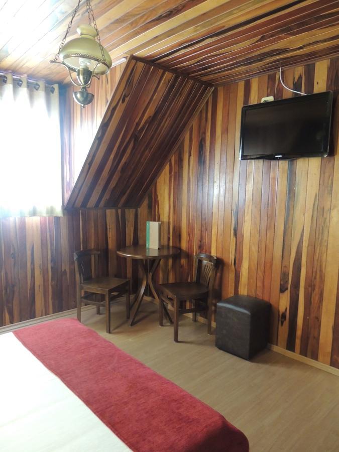 Hotel Monte Carlo Campos do Jordão Exteriör bild